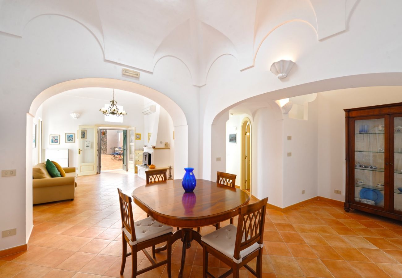 Villa a Praiano - Casa Giorgia - Villa vista mare, ideale per grandi gruppi