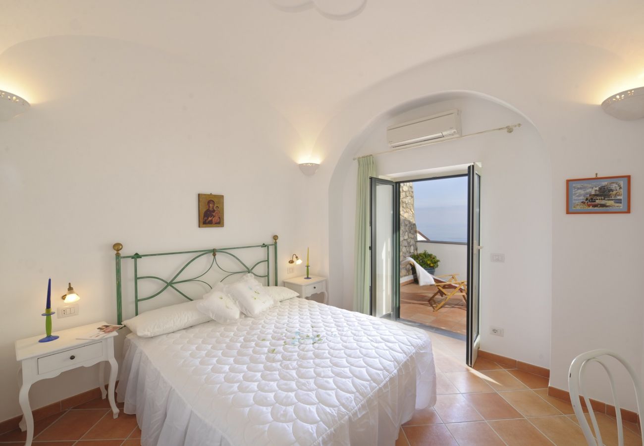 Villa a Praiano - Casa Giorgia - Villa vista mare, ideale per grandi gruppi