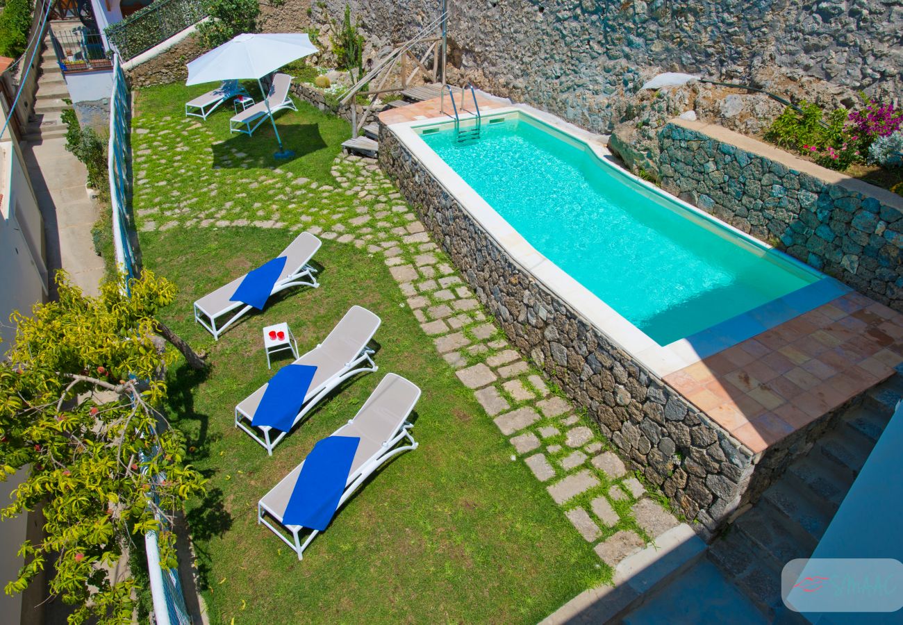 Villa a Praiano - Villa Imperati - Splendida villa con piscina privata vista mare