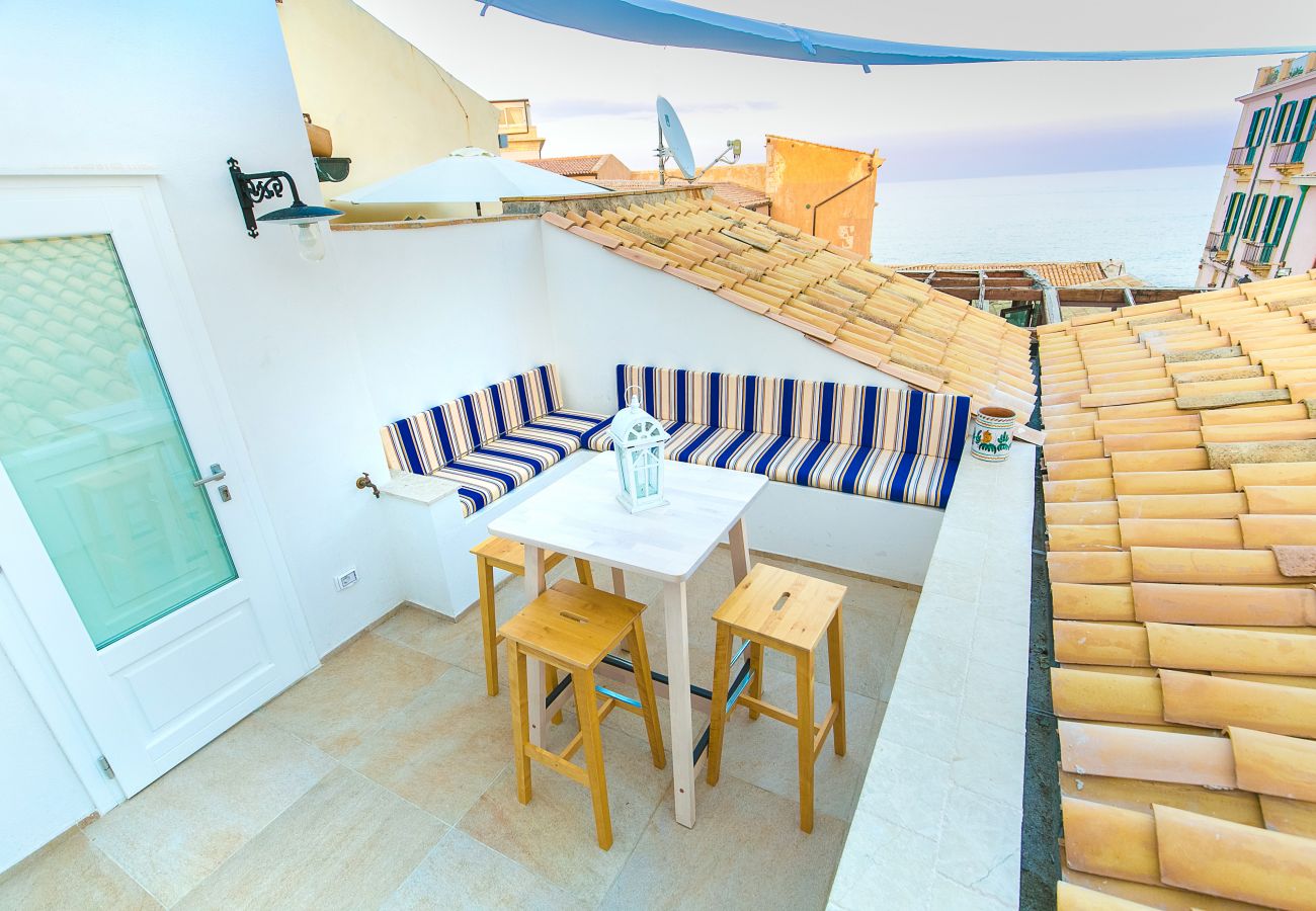 Appartamento a Siracusa -  Veronique apartments, terrazza sul  mare , by Dimore in Sicily