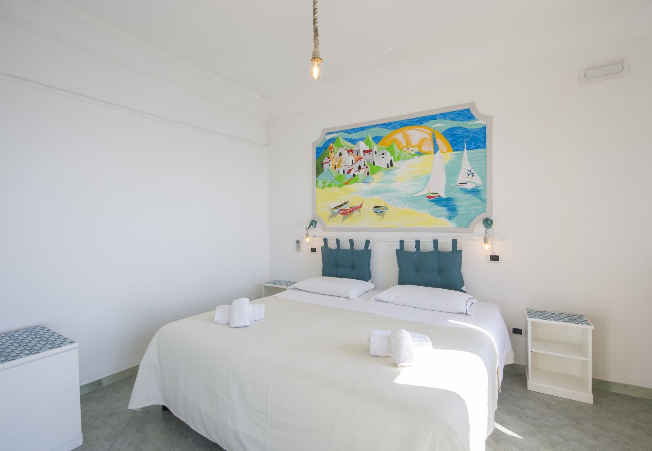 Villa a Pogerola - Villa Gioiello - Piscina vista mare con cromoterapia 