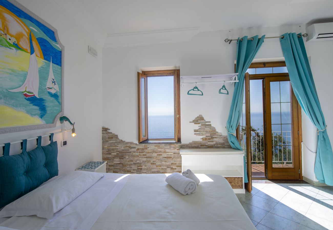 Villa a Pogerola - Villa Gioiello - Piscina vista mare con cromoterapia 