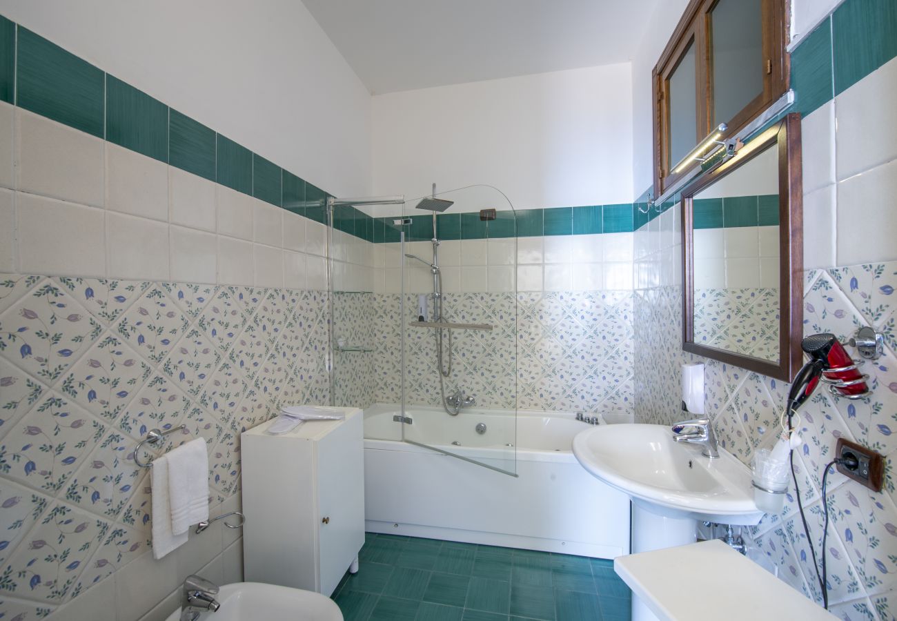 Villa a Pogerola - Villa Gioiello - Piscina vista mare con cromoterapia 