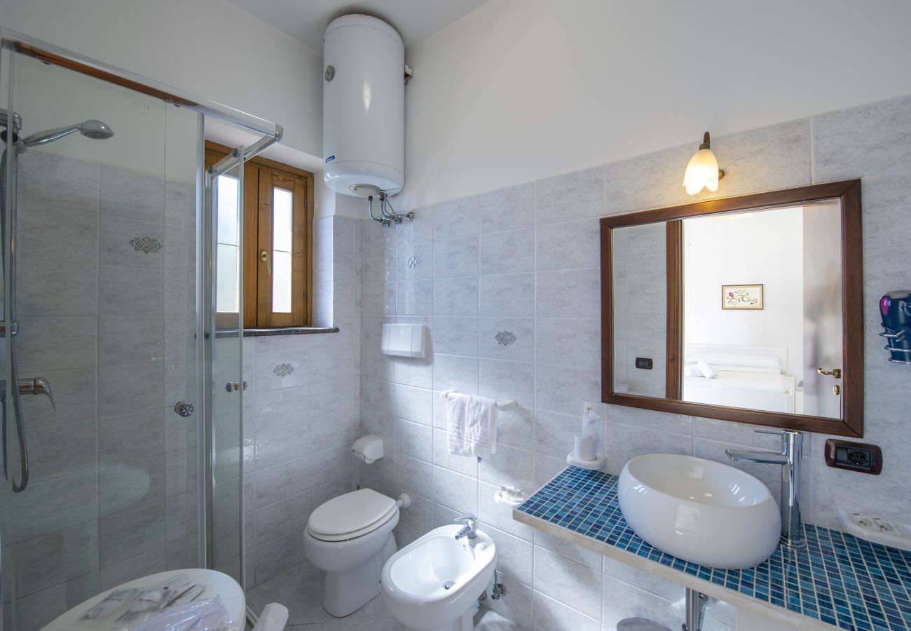 Villa a Pogerola - Villa Gioiello - Piscina vista mare con cromoterapia 