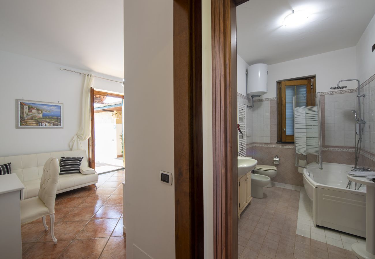 Villa a Pogerola - Villa Gioiello - Piscina vista mare con cromoterapia 