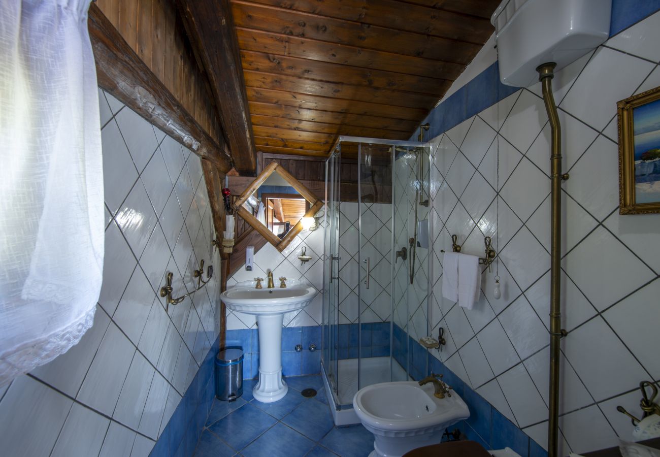Villa a Pogerola - Villa Gioiello - Piscina vista mare con cromoterapia 