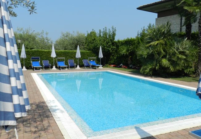 Casa a Lazise - Regarda - Villa Olivi 9 a Lazise con piscina, wifi e terrazza