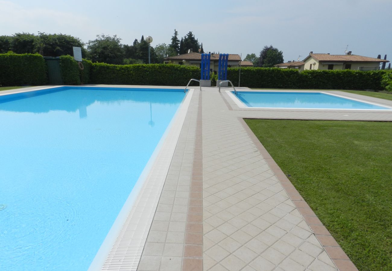 Appartamento a Lazise - ACCOGLIENTE BILOCALE Appartamento a Lazise - ACCOGLIENTE BILOCALE