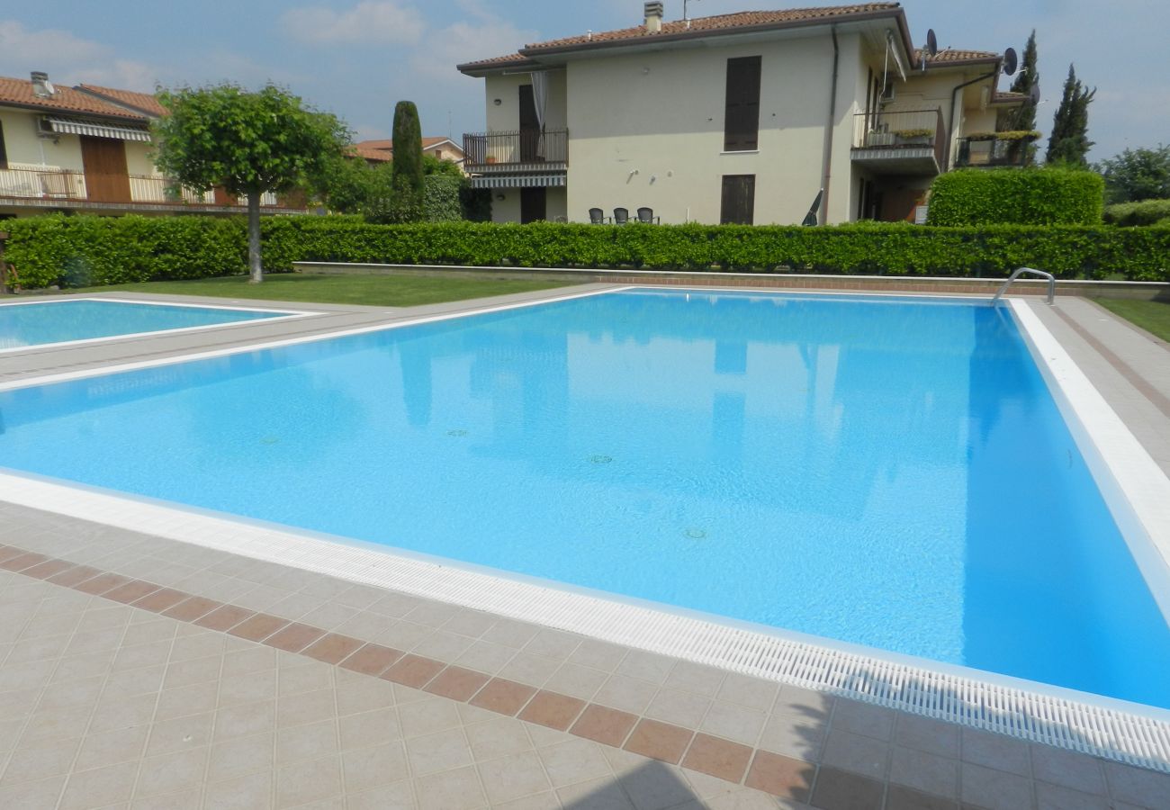 Appartamento a Lazise - ACCOGLIENTE BILOCALE Appartamento a Lazise - ACCOGLIENTE BILOCALE