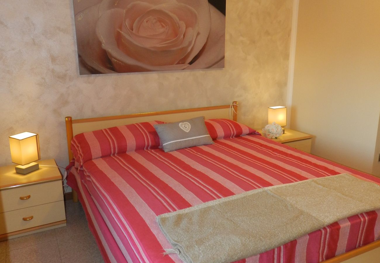 Appartamento a Lazise - Regarda – appartamento Rosa Alba 7 con ingresso al campeggio Park delle Rose e alla spiaggia