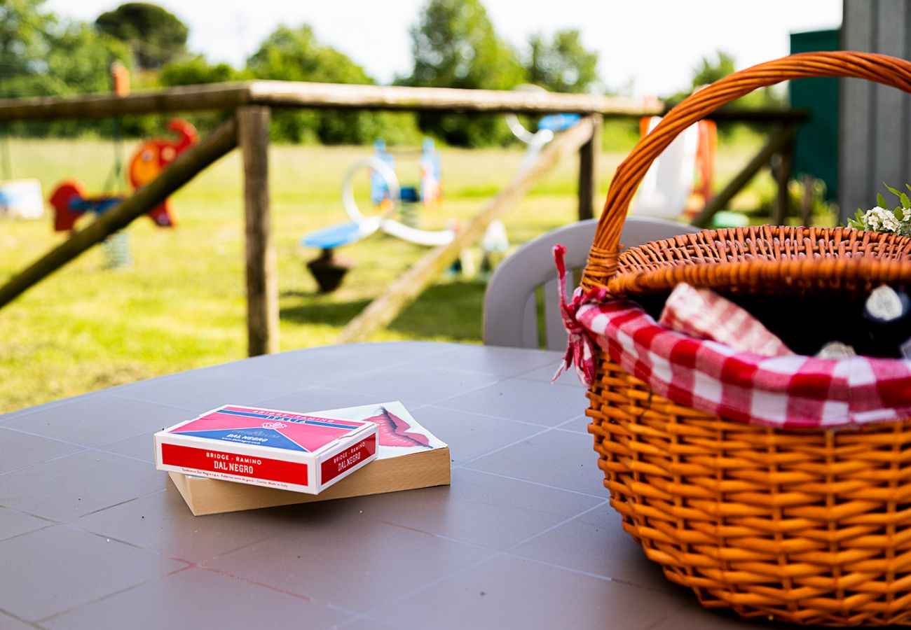 Appartamento a Lazise - Regarda – casa vacanza Rosa Alba 7 con ingresso al campeggio Park delle Rose e alla spiaggia