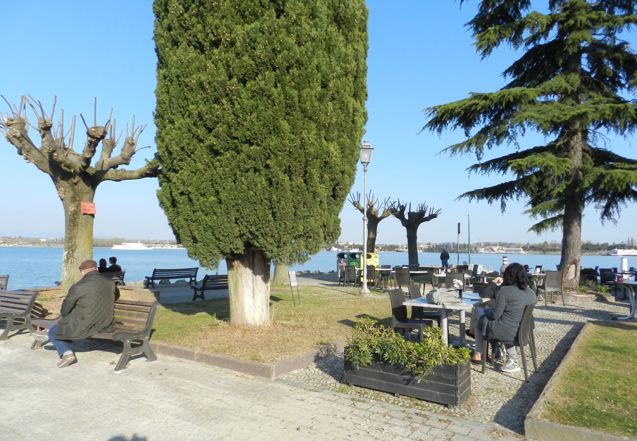 Appartamento a Peschiera del Garda - TRILOCALE Appartamento a Peschiera del Garda - TRILOCALE