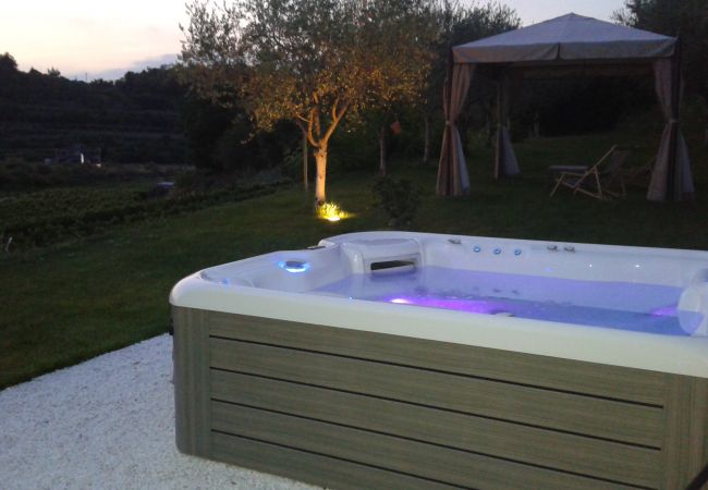 Agriturismo a Bussolengo - AGRITURISMO Agriturismo a Bussolengo - AGRITURISMO
