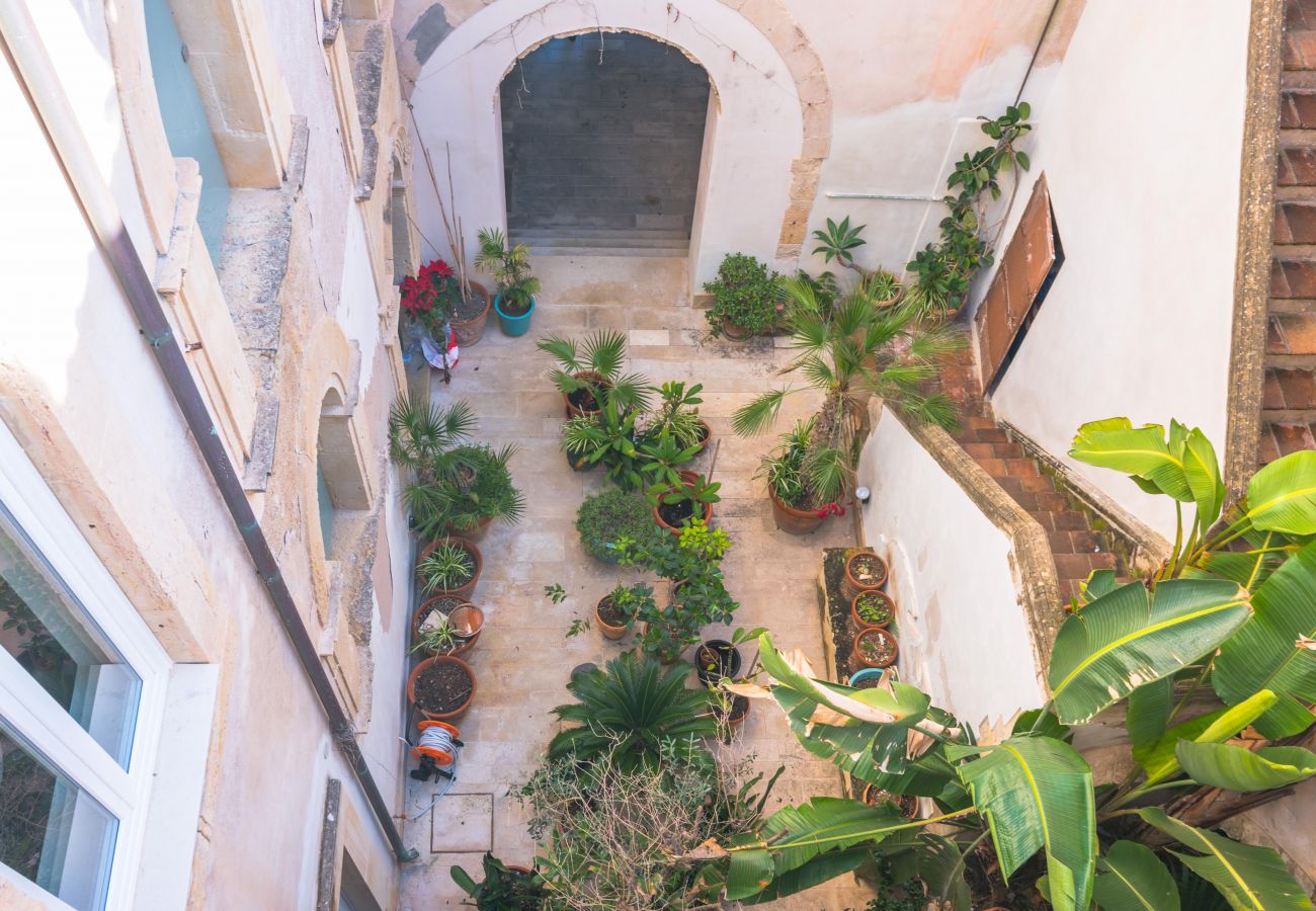 Appartamento a Siracusa - Lio loft romantic apartment  stunning sea views by Dimore in Sicily