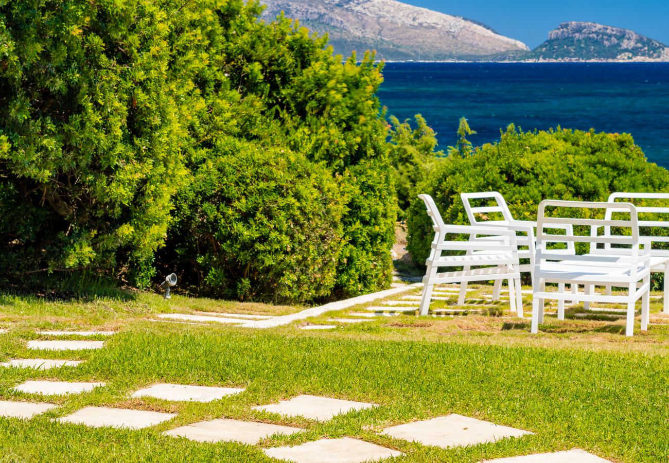 Villa Miriam - casa vacanze a Pittulongu con accesso comodo al mare, perfetta per vacanze in Sardegna