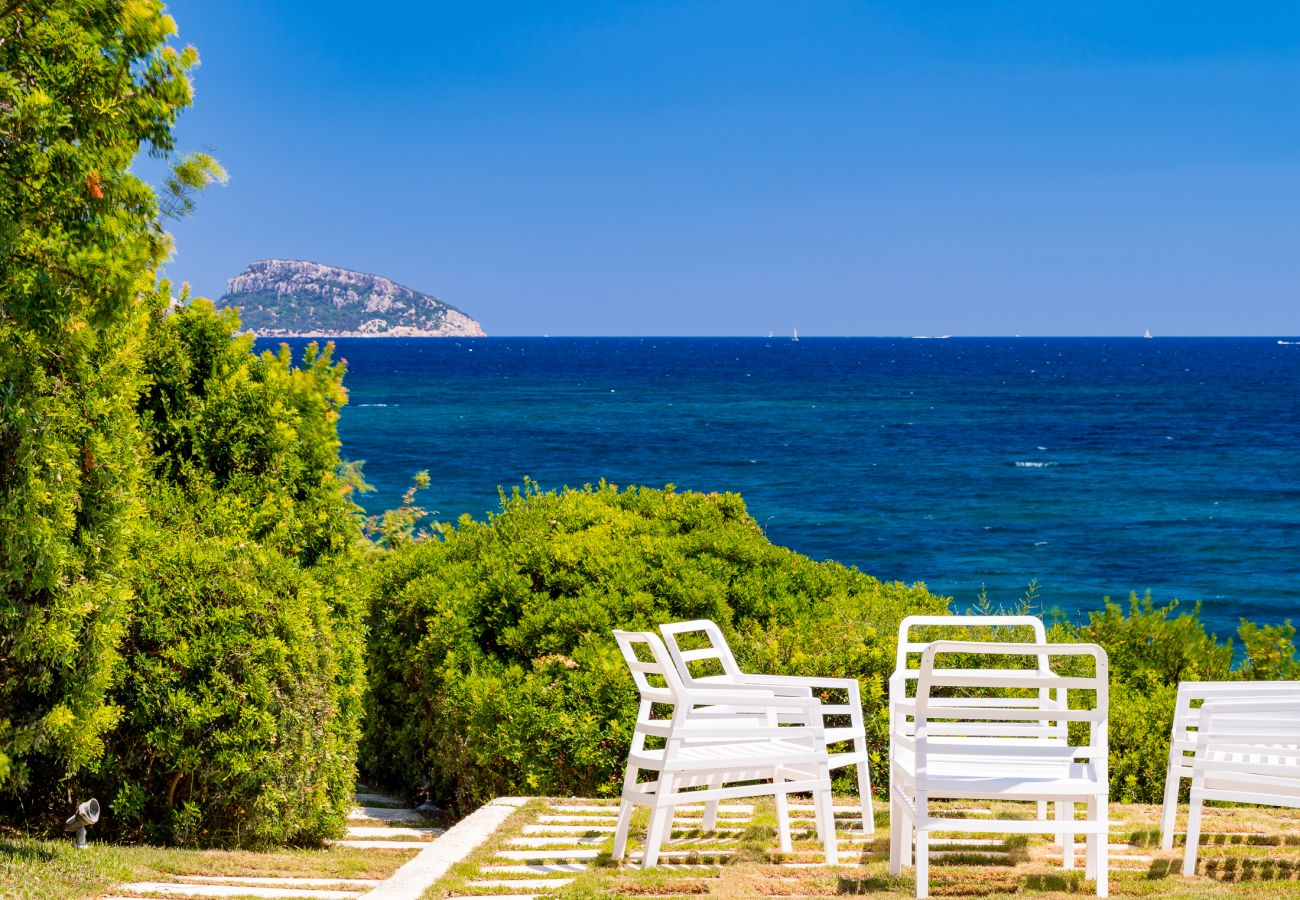 Villa Miriam - vista mare spettacolare in villa in affitto a Pittulongu, perfetta per vacanze in Sardegna