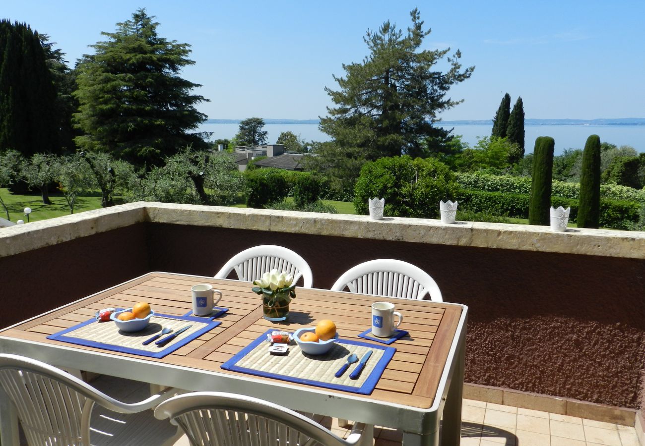 Appartamento a Bardolino - Regarda - Blue View 1 bilocale con terrazza vista lago, 1 camera, piscina