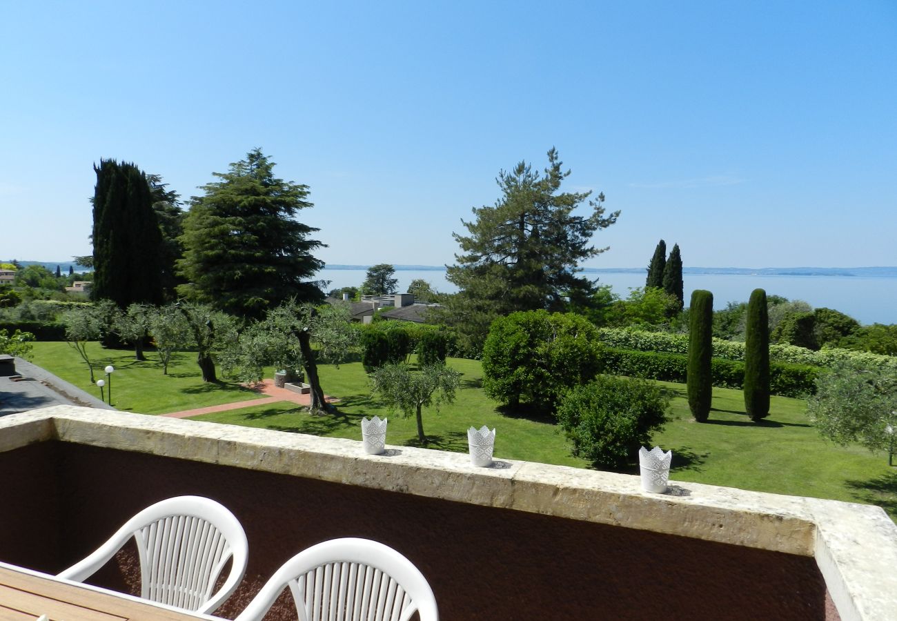 Appartamento a Bardolino - Regarda - Blue View 1 bilocale con terrazza vista lago, 1 camera, piscina