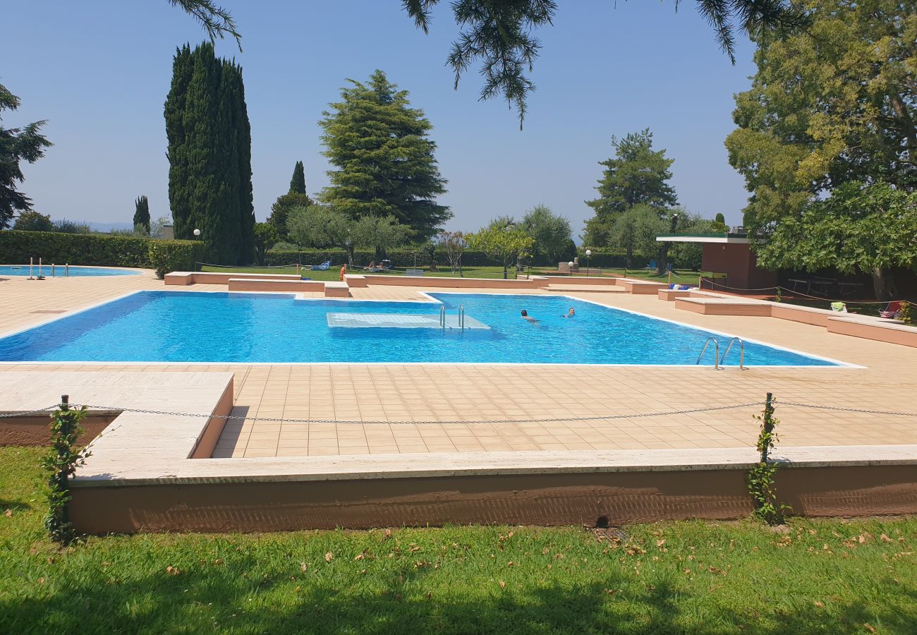 Appartamento a Bardolino - Regarda - Blue View 1 bilocale con terrazza vista lago, 1 camera, piscina
