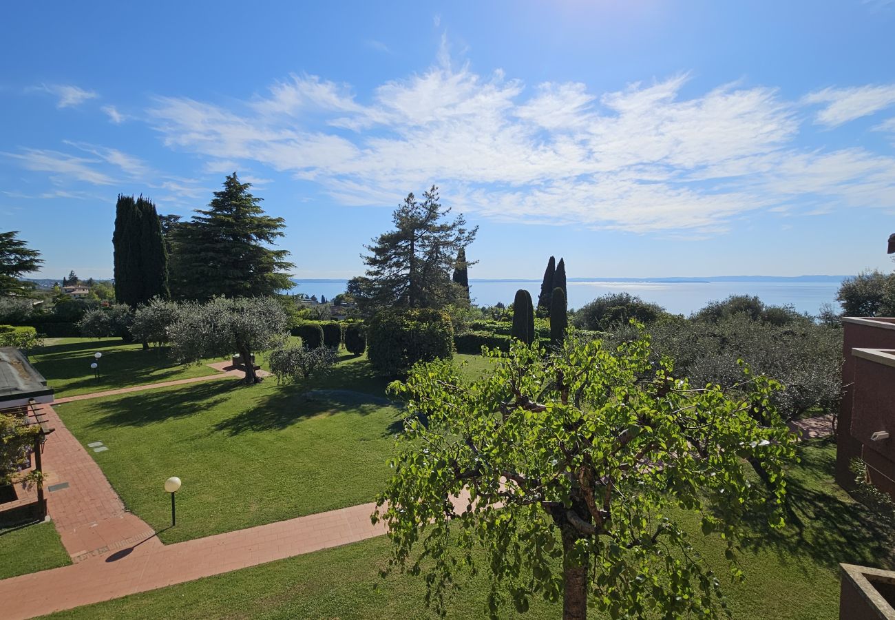 Appartamento a Bardolino - Regarda - Blue View 1 bilocale con terrazza vista lago, 1 camera, piscina