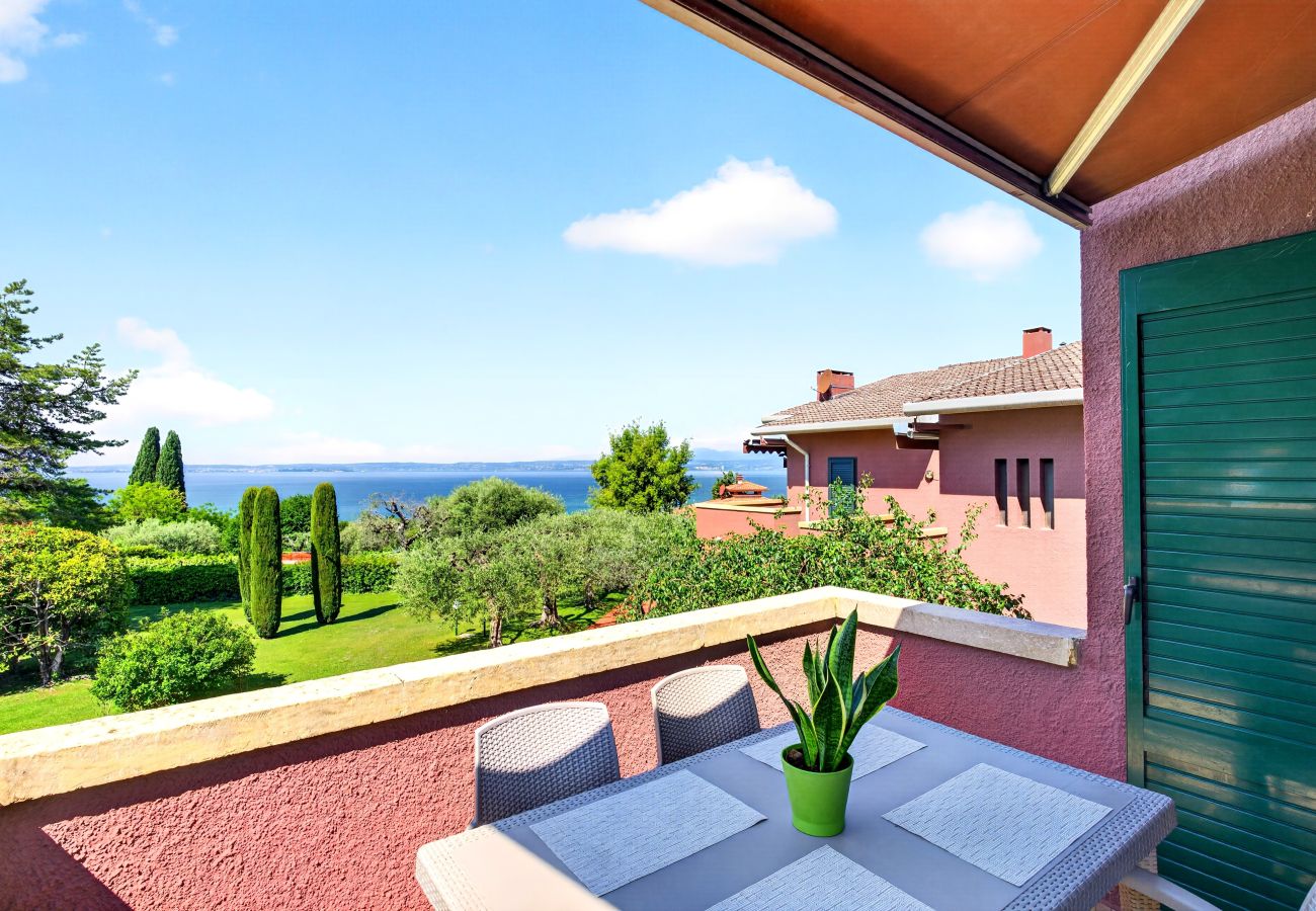Appartamento a Bardolino - Regarda - Blue View 1 bilocale con terrazza vista lago, 1 camera, piscina
