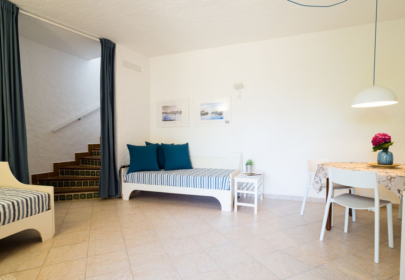 Appartamento a Baia Sardinia - Rotonda Cottage 33 - flat moderno con piscina a Baja Sardinia