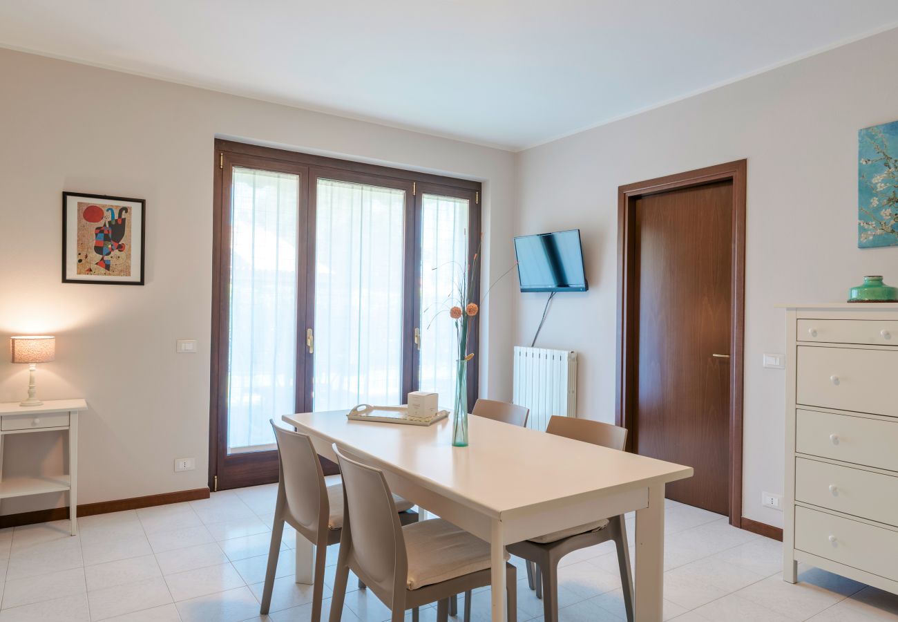 Appartamento a Lazise - Regarda - rinnovato bilocale 