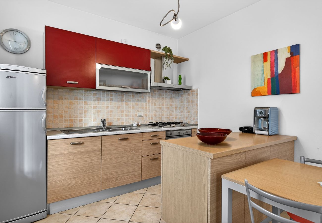 Appartamento a Lazise - Regarda - appartamento Miralago a Lazise con piscina e giardino privato