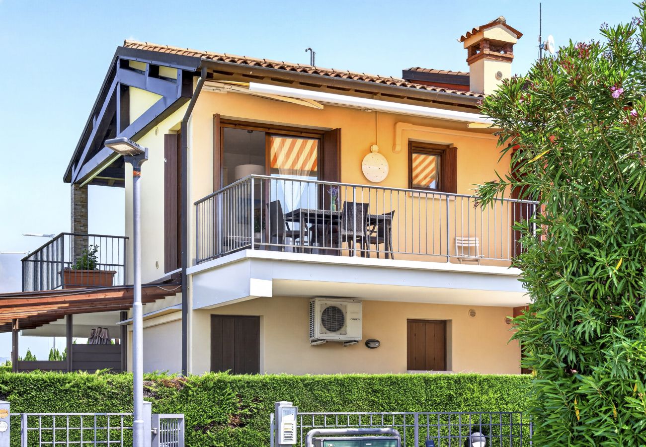 Appartamento a Lazise - Regarda - Appartamento Blanco a Lazise, con vista lago e piscina