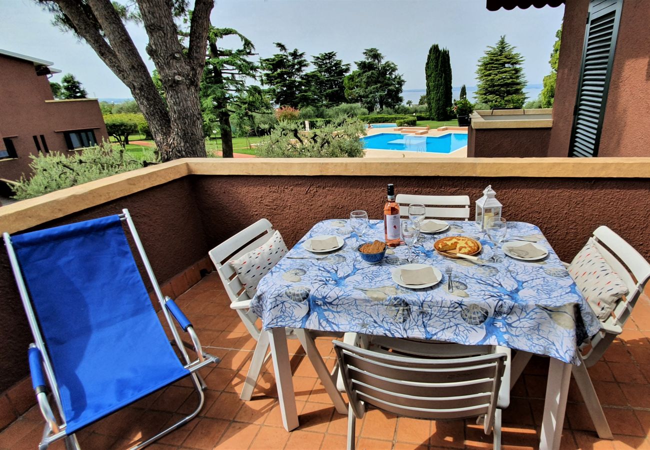 Appartamento a Bardolino - Regarda - Blue View 2 con terrazza vista lago, 2 camere, piscina