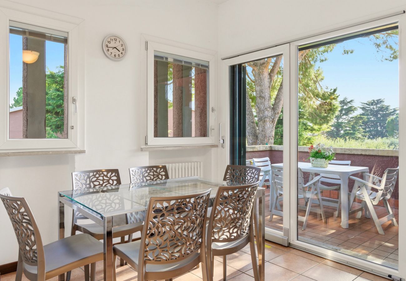 Appartamento a Bardolino - Regarda - Blue View 2 con terrazza vista lago, 2 camere, piscina