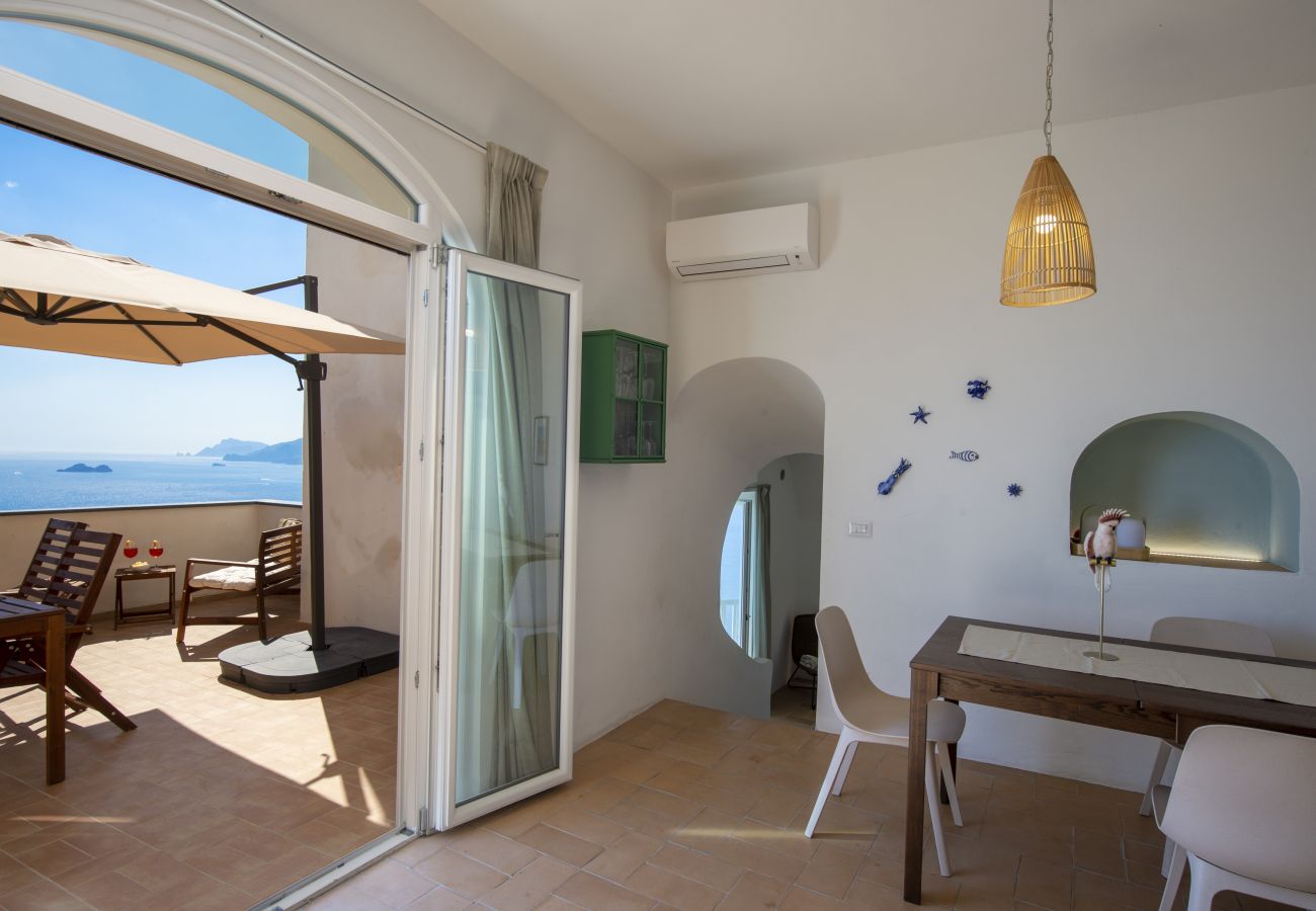 Villa a Praiano - Punta di Diamante - 200 Scalini per il Paradiso