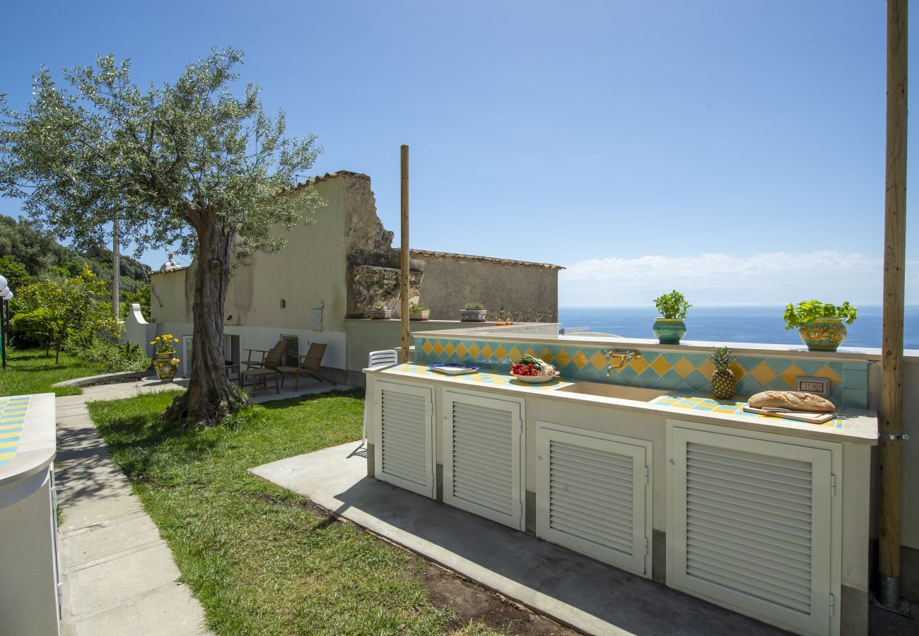Villa a Praiano - Punta di Diamante - 200 Scalini per il Paradiso