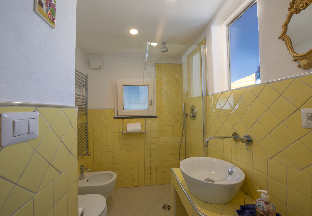 Villa a Praiano - Punta di Diamante - 200 Scalini per il Paradiso