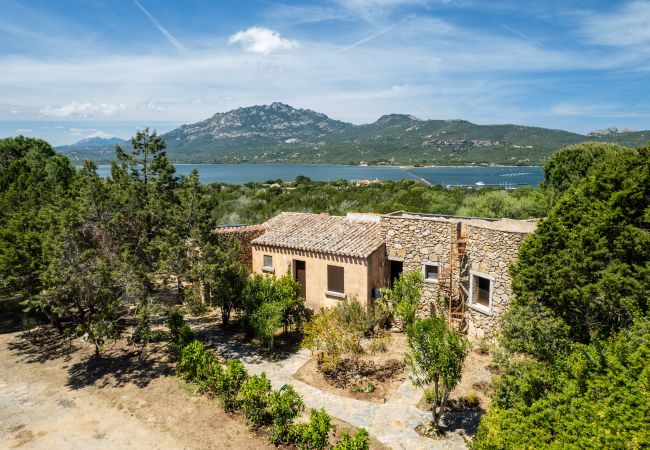  a Porto Rotondo - Caletta 53 - flat vista mare con piscina e campo da tennis