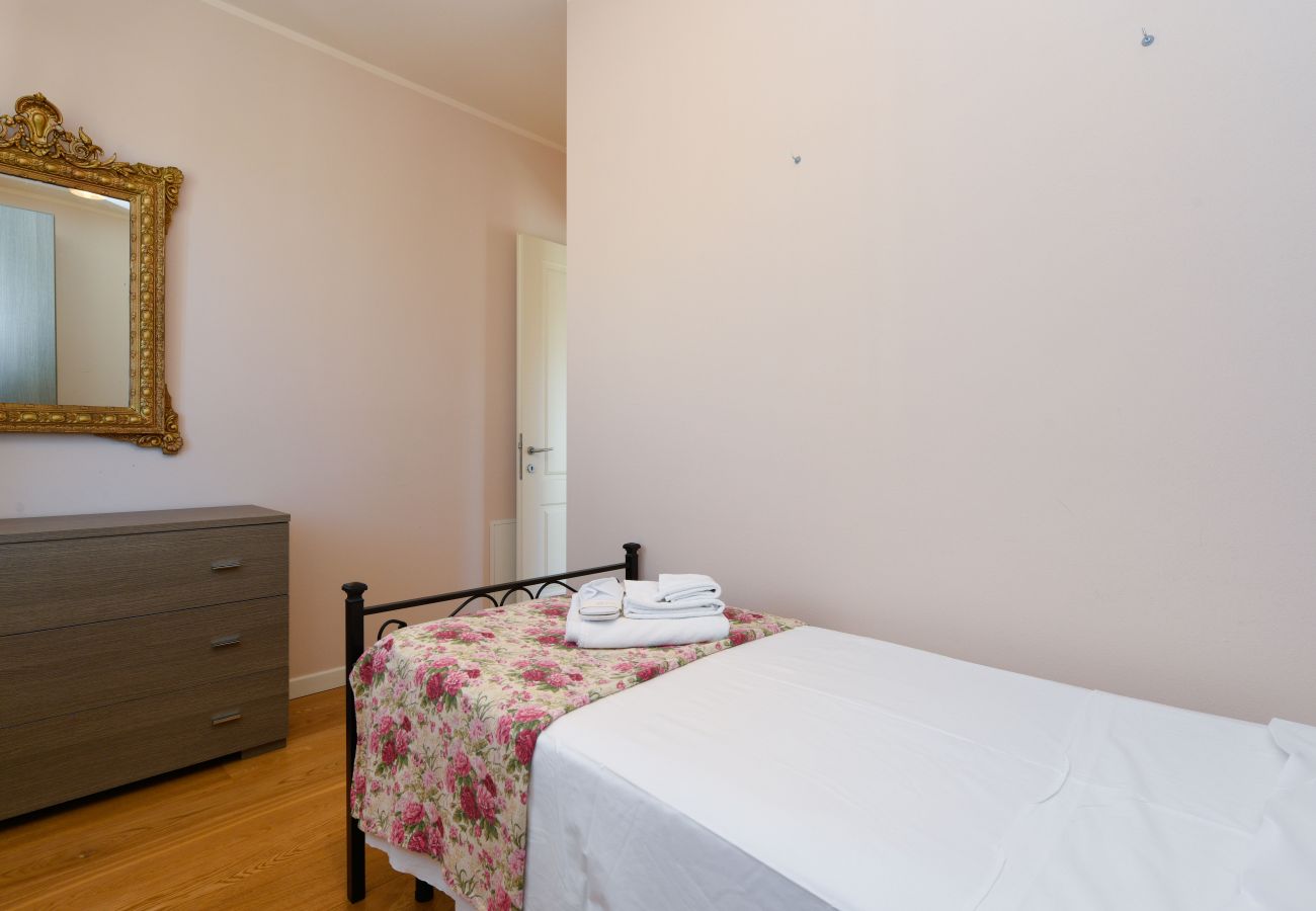 Villa a Manerba del Garda - Villa Iris 