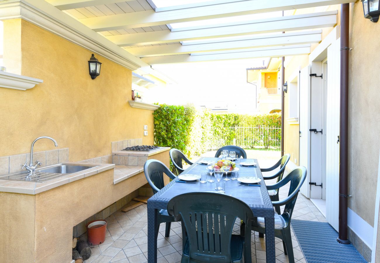 Villa a Manerba del Garda - Villa Iris 