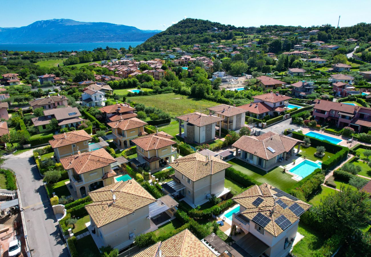 Villa a Manerba del Garda - Villa Iris 