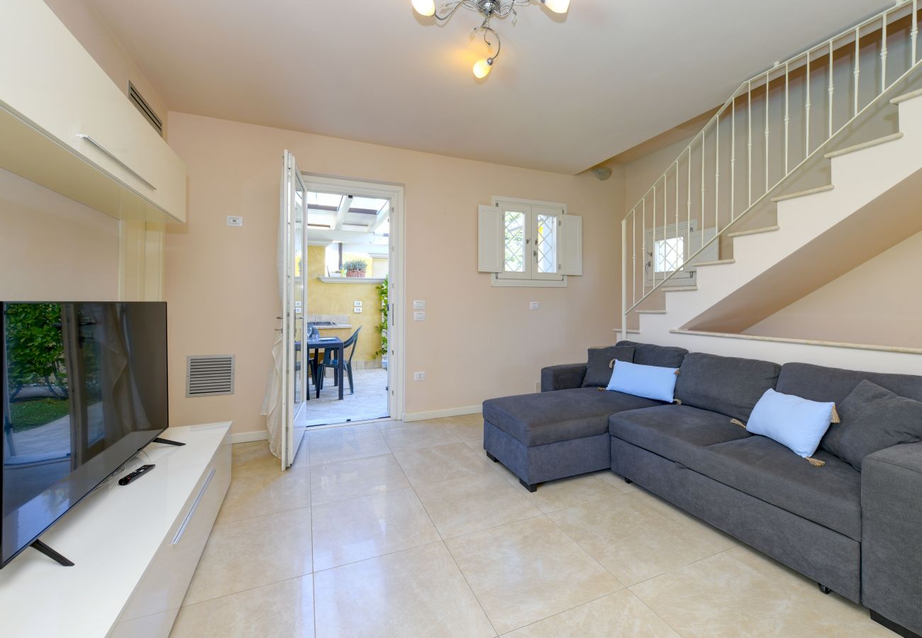 Villa a Manerba del Garda - Villa Iris 