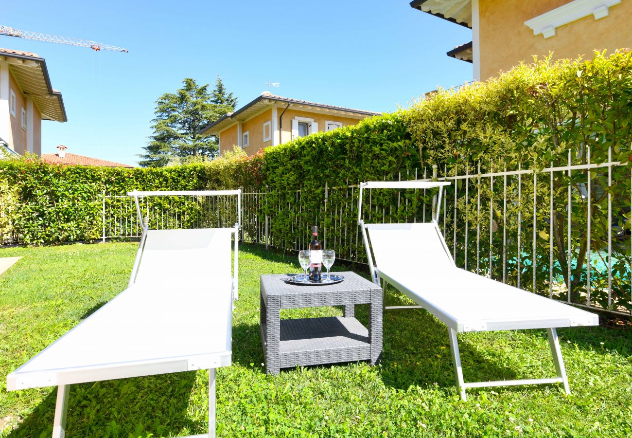 Villa a Manerba del Garda - Villa Iris 