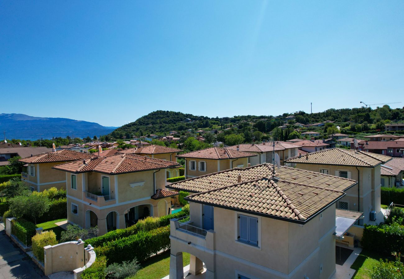 Villa a Manerba del Garda - Villa Iris 
