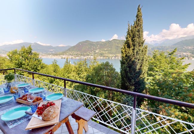 Villa a San Felice del Benaco - Villa Elvira 