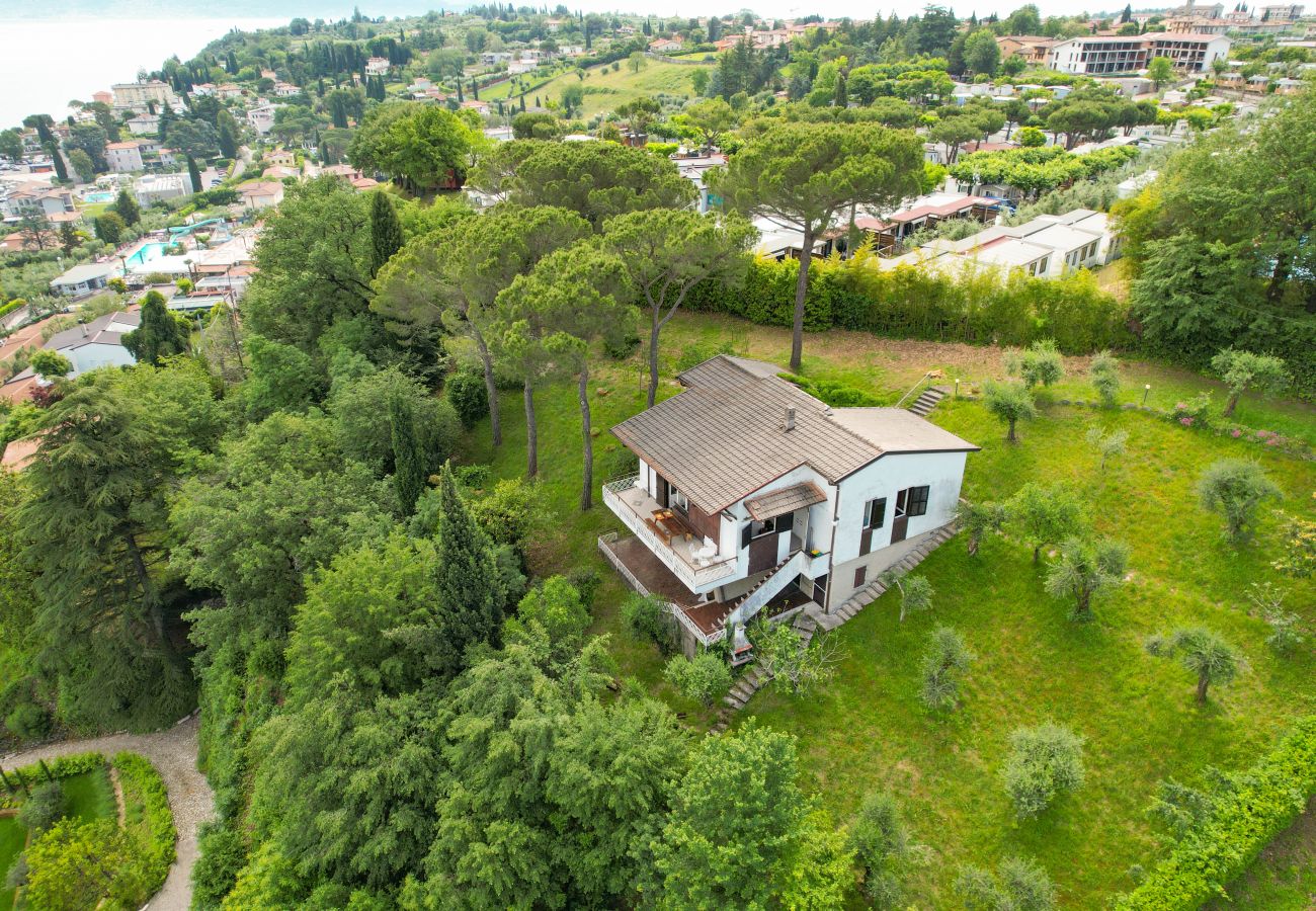 Villa a San Felice del Benaco - Villa Elvira 