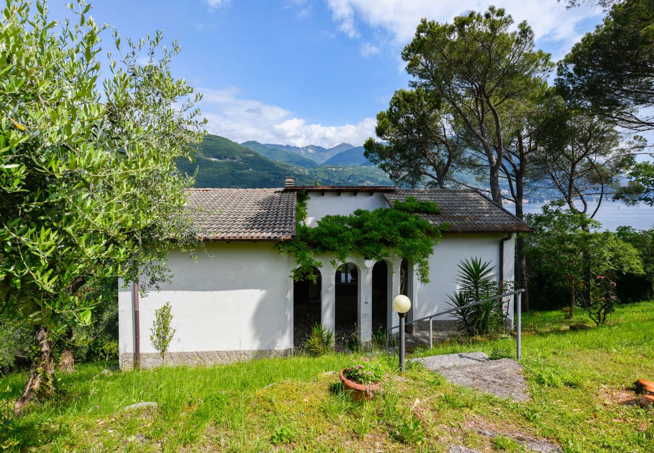 Villa a San Felice del Benaco - Villa Elvira 