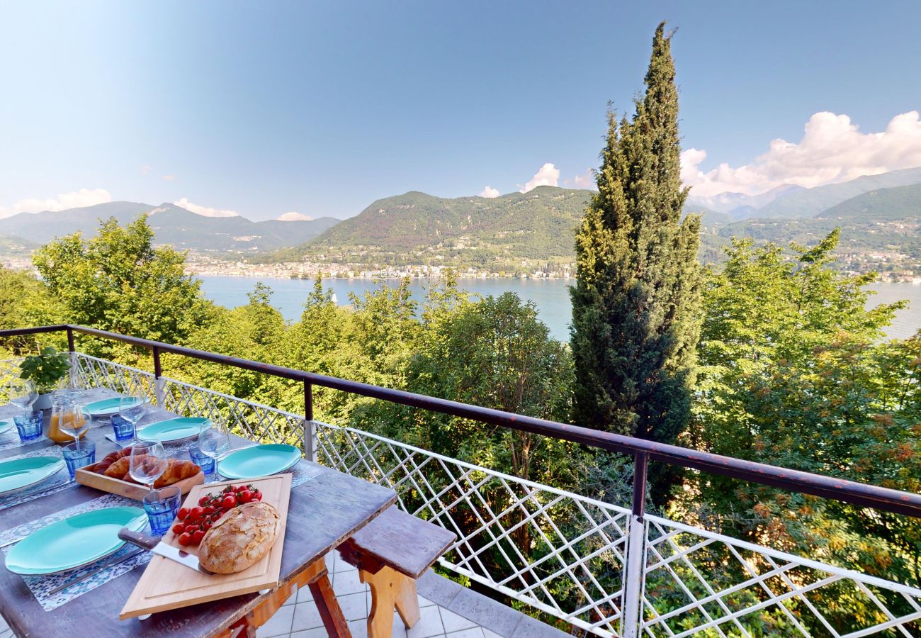 Villa a San Felice del Benaco - Villa Elvira 