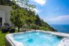 Villa a Amalfi - Villa Donna Rachele - Jacuzzi Vista Mare e Parcheggio Gratuito Villa a Amalfi - Villa Donna Rachele - Jacuzzi Vista Mare e Parcheggio Gratuito