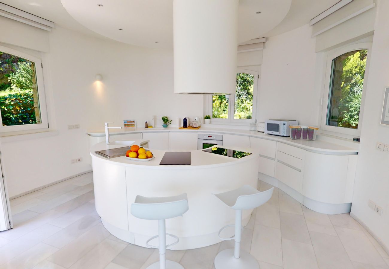 Villa a Manerba del Garda - Villa Flora 