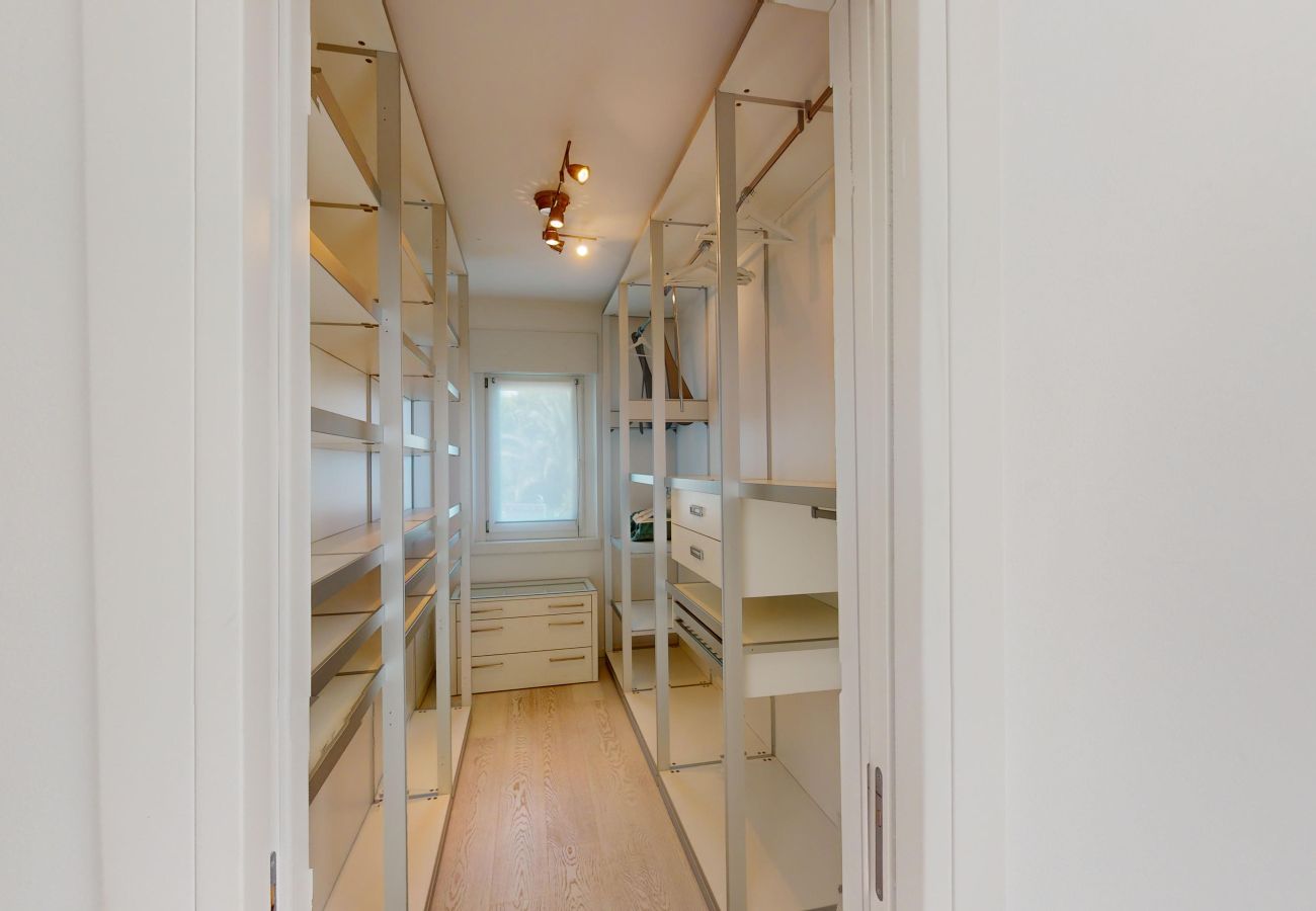 Villa a Manerba del Garda - Villa Flora 