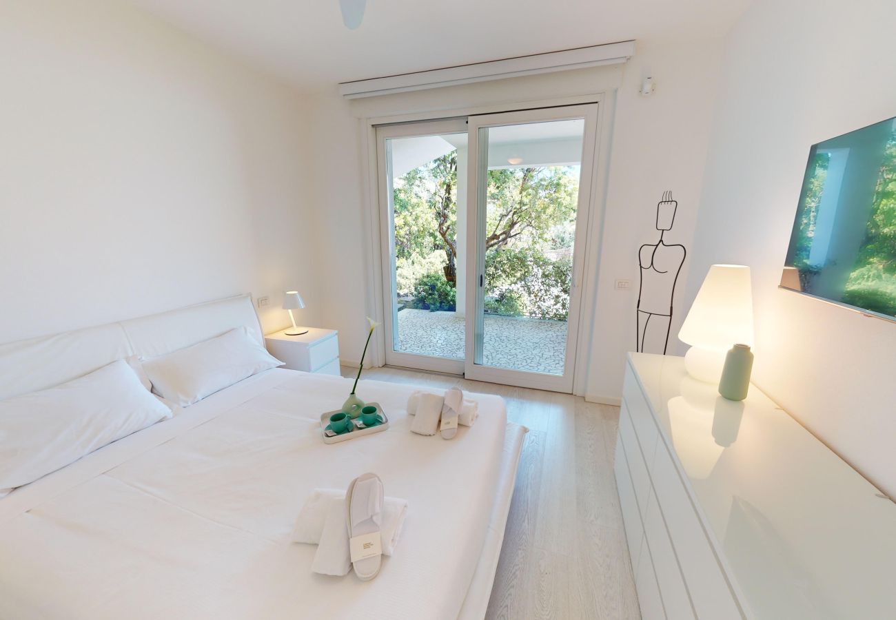 Villa a Manerba del Garda - Villa Flora 