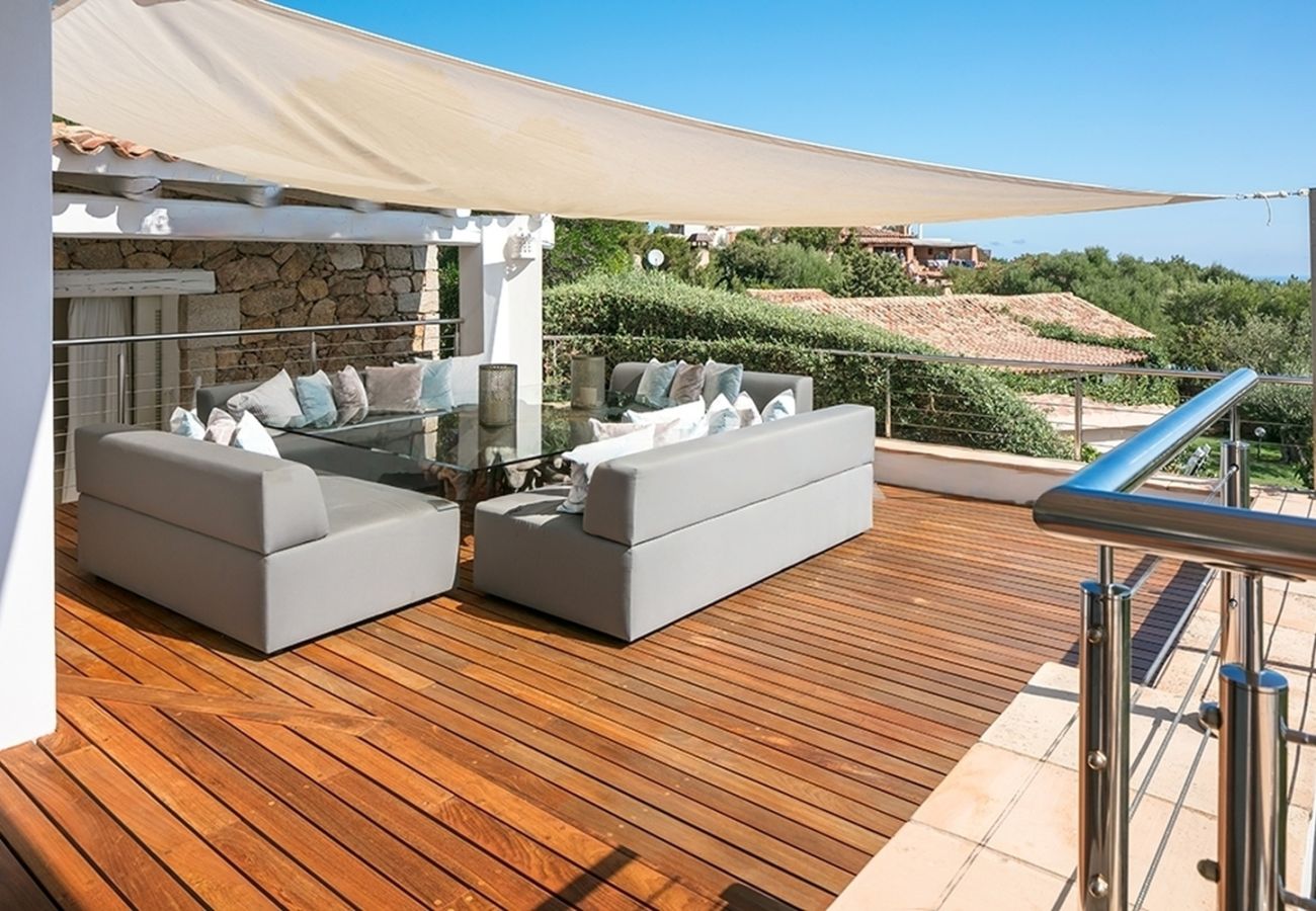 Villa Wave - Spaziosa terrazza esterna per cene al fresco, villa in affitto in Costa Smeralda